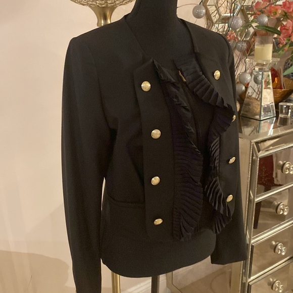 Marchesa Voyage Black Ruffle
Nautical Band-Style Cropped Blazer size 8 - Picture 9 of 11